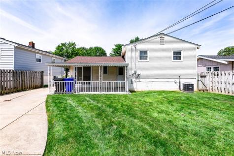 6379 Edgehurst Drive Brook Park OH 44142
