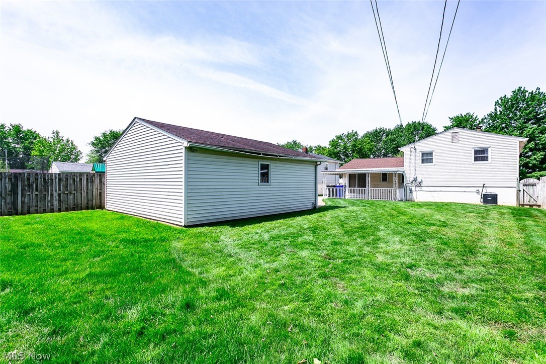 6379 Edgehurst Drive Brook Park OH 44142