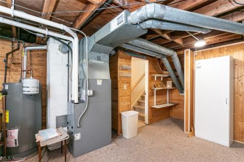 6379 Edgehurst Drive Brook Park OH 44142