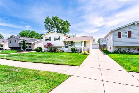 6379 Edgehurst Drive Brook Park OH 44142