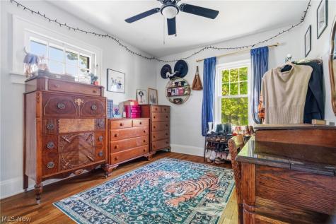 2218 Wyandotte Avenue Lakewood OH 44107