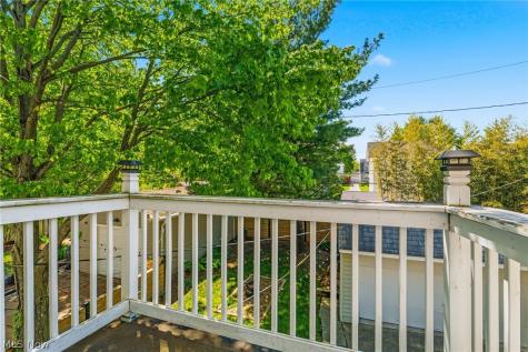 2218 Wyandotte Avenue Lakewood OH 44107