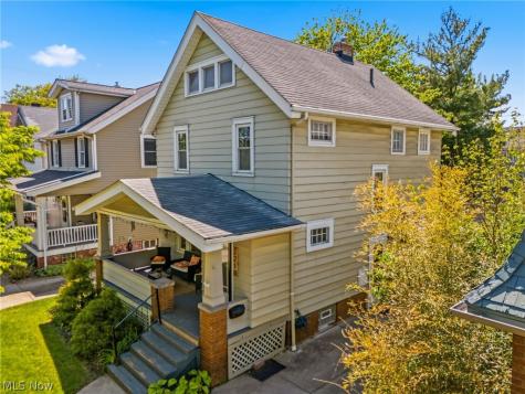 2218 Wyandotte Avenue Lakewood OH 44107