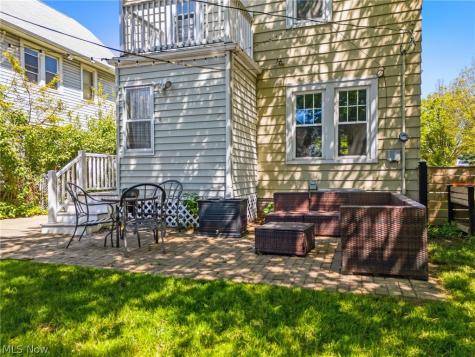 2218 Wyandotte Avenue Lakewood OH 44107