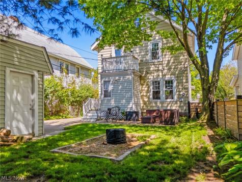 2218 Wyandotte Avenue Lakewood OH 44107