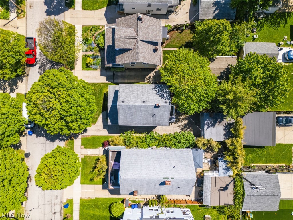 2218 Wyandotte Avenue Lakewood OH 44107