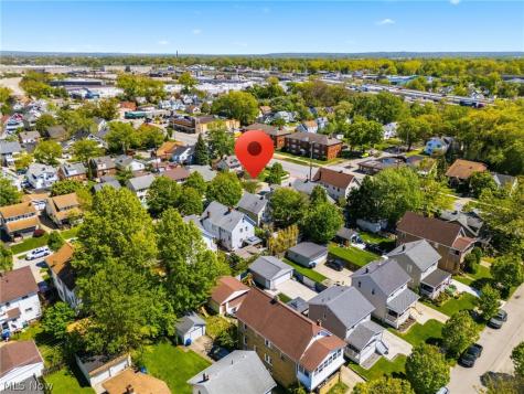 2218 Wyandotte Avenue Lakewood OH 44107