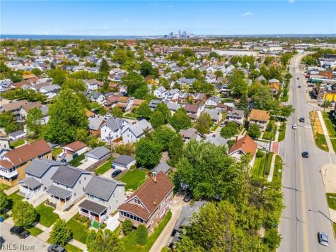 2218 Wyandotte Avenue Lakewood OH 44107