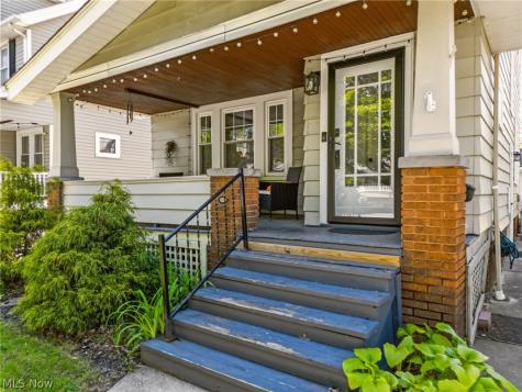 2218 Wyandotte Avenue Lakewood OH 44107