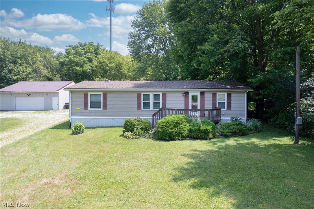 1125 S Johnson Road Sebring OH 44672