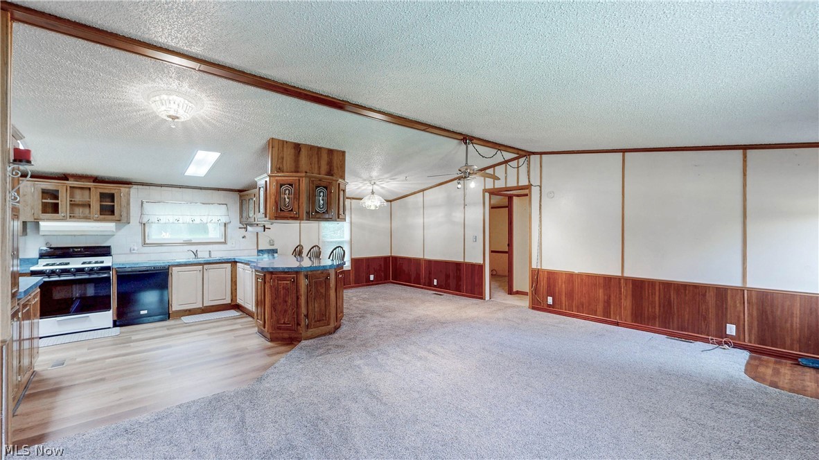 1125 S Johnson Road Sebring OH 44672