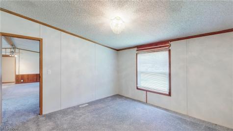 1125 S Johnson Road Sebring OH 44672