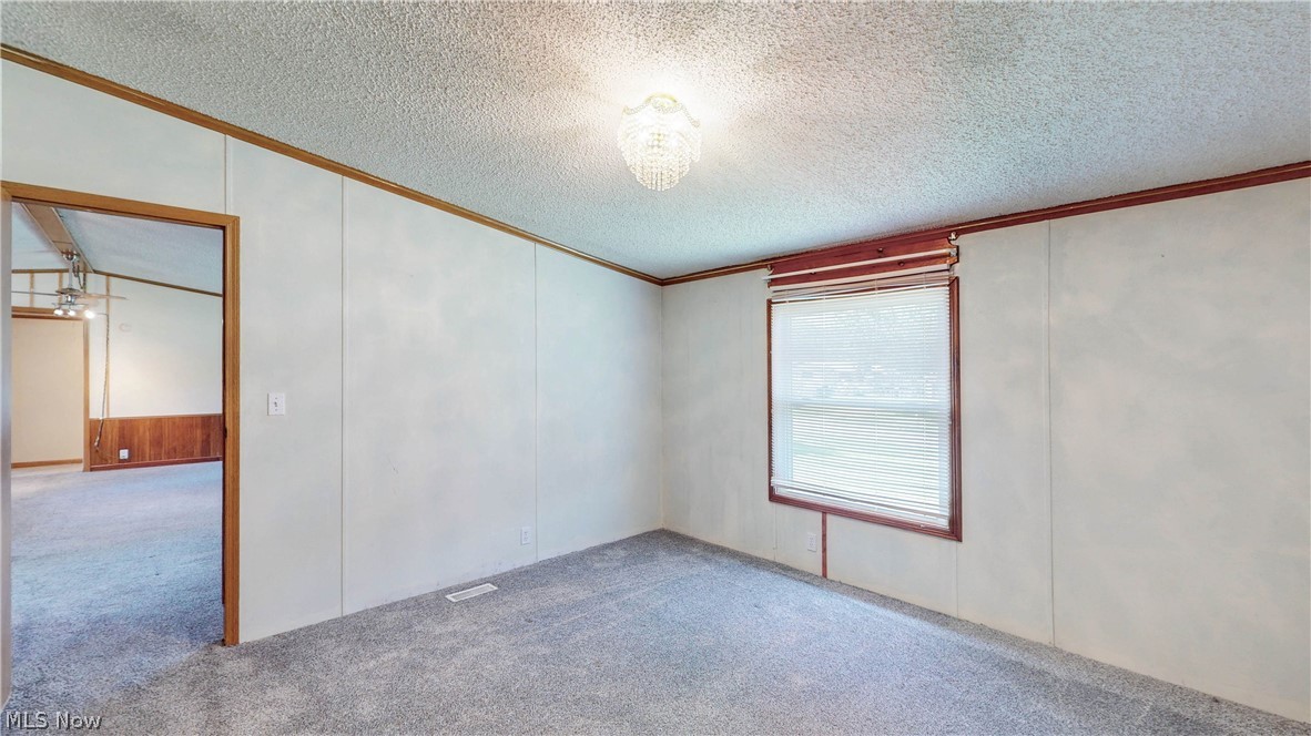 1125 S Johnson Road Sebring OH 44672