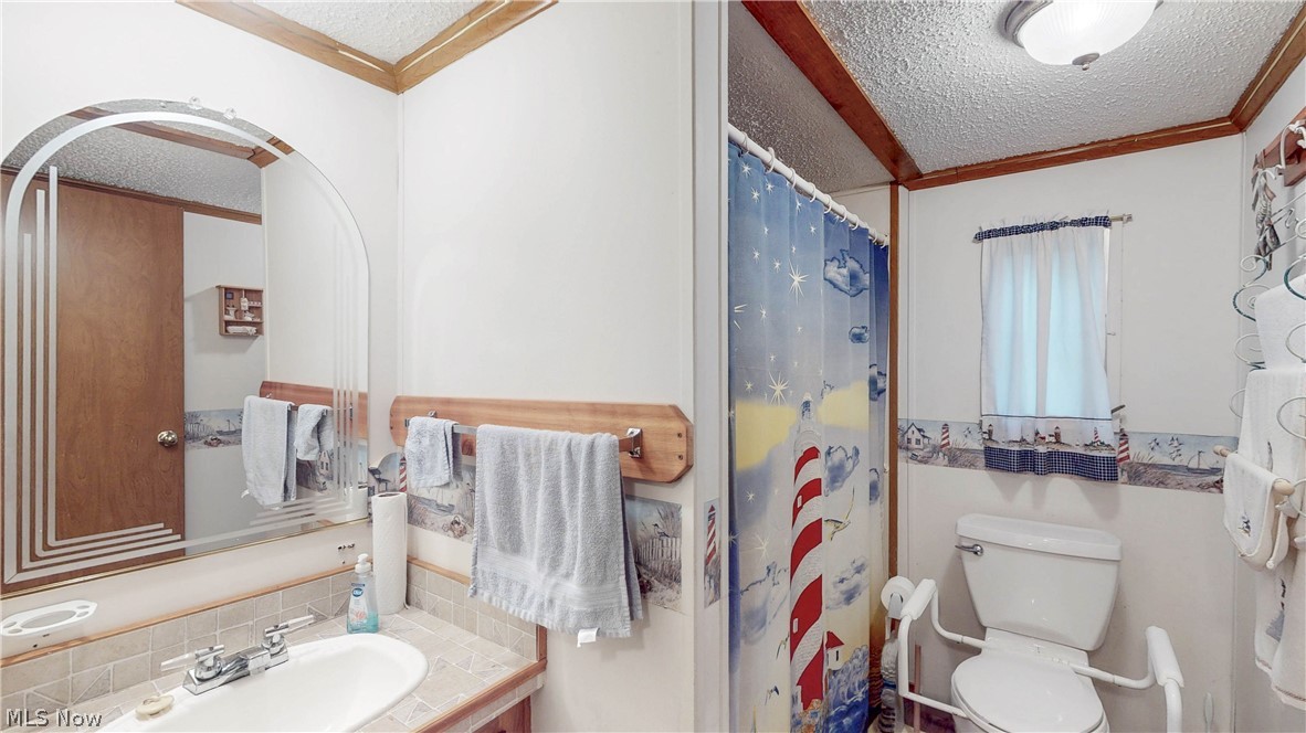 1125 S Johnson Road Sebring OH 44672