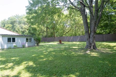 1125 S Johnson Road Sebring OH 44672