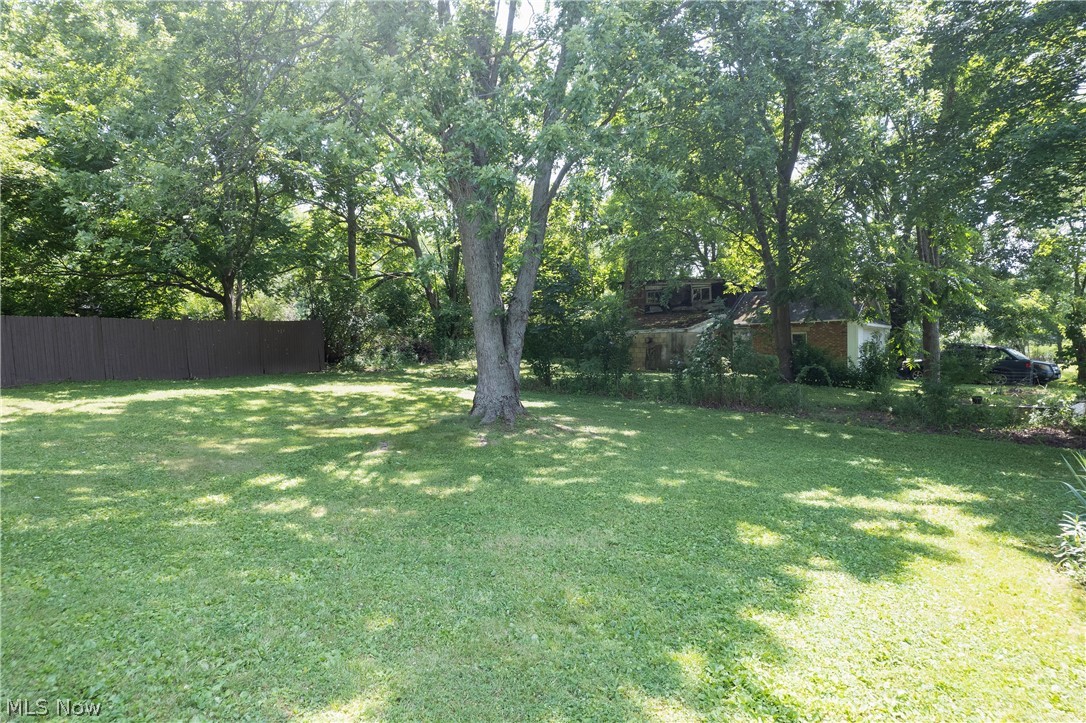 1125 S Johnson Road Sebring OH 44672