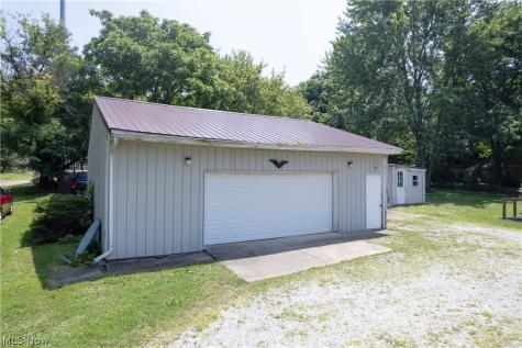 1125 S Johnson Road Sebring OH 44672