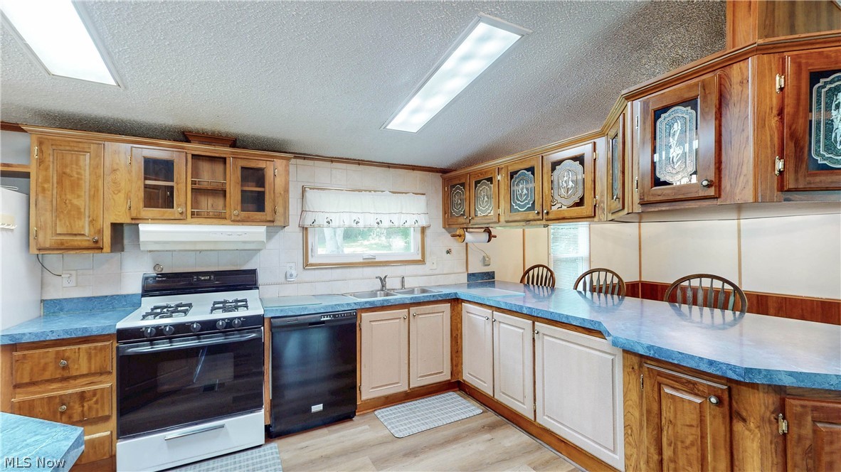 1125 S Johnson Road Sebring OH 44672