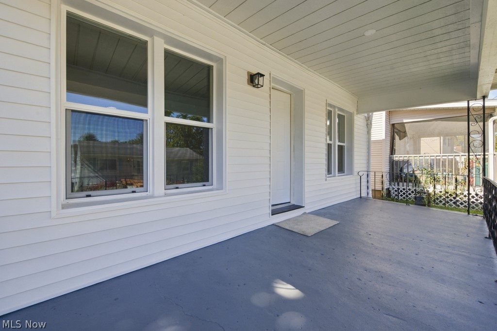 1588 Josephine Avenue Lakemore OH 44250