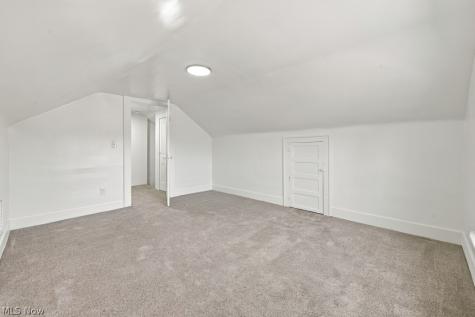 1588 Josephine Avenue Lakemore OH 44250