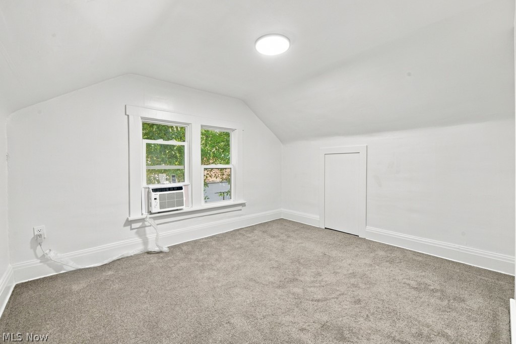 1588 Josephine Avenue Lakemore OH 44250