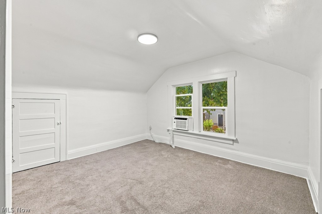 1588 Josephine Avenue Lakemore OH 44250