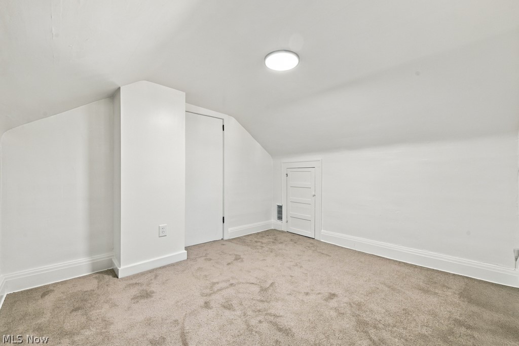 1588 Josephine Avenue Lakemore OH 44250