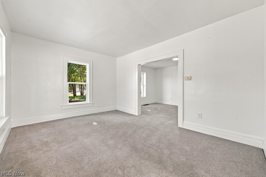 1588 Josephine Avenue Lakemore OH 44250