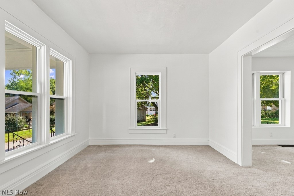 1588 Josephine Avenue Lakemore OH 44250