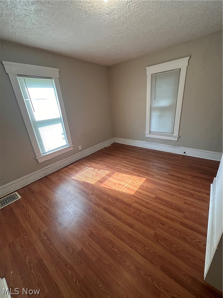 1061 Ackley Street Akron OH 44306