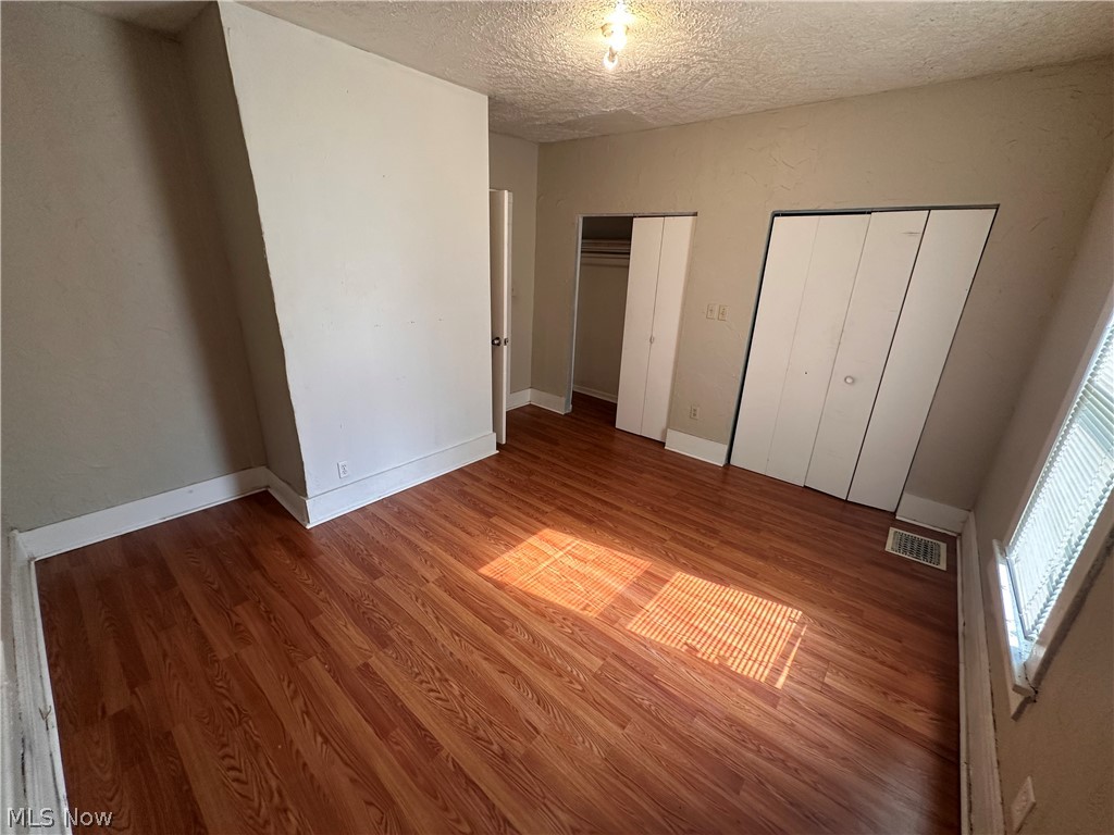 1061 Ackley Street Akron OH 44306