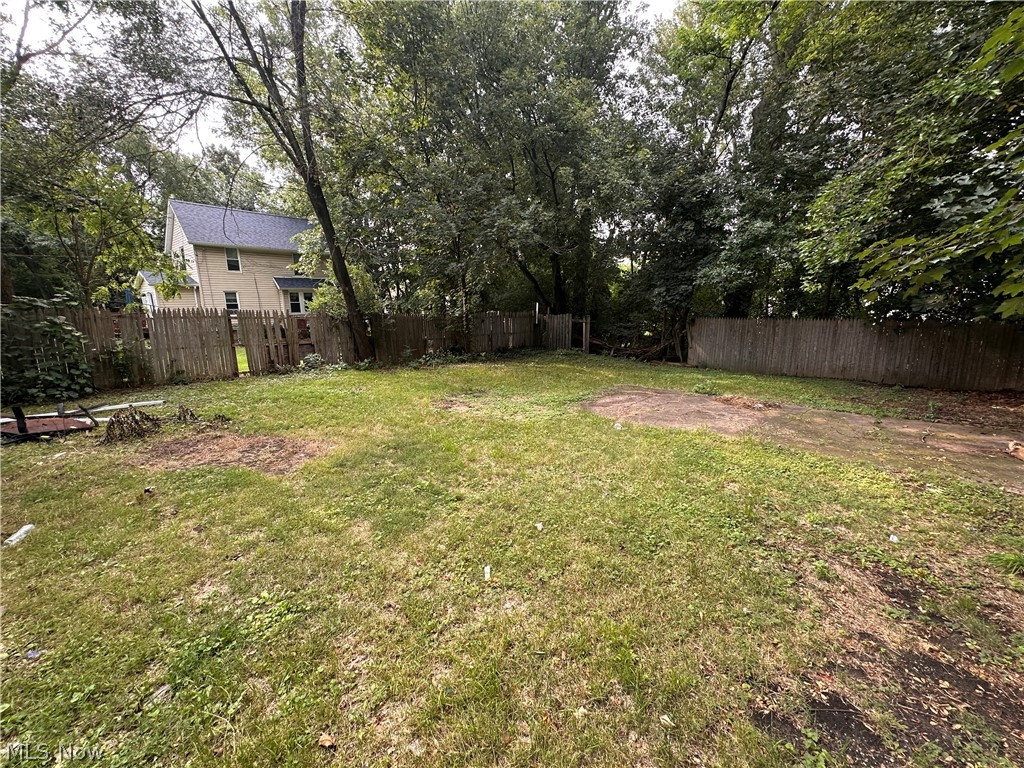 1061 Ackley Street Akron OH 44306