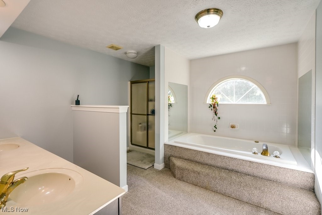 2190 Bristol Court Hudson OH 44236