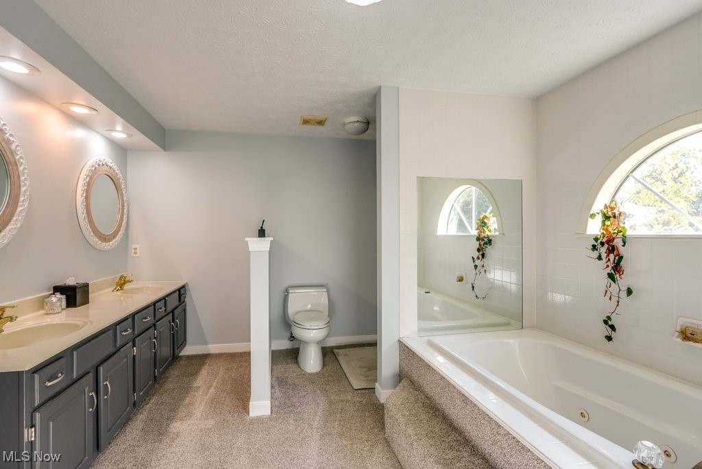 2190 Bristol Court Hudson OH 44236