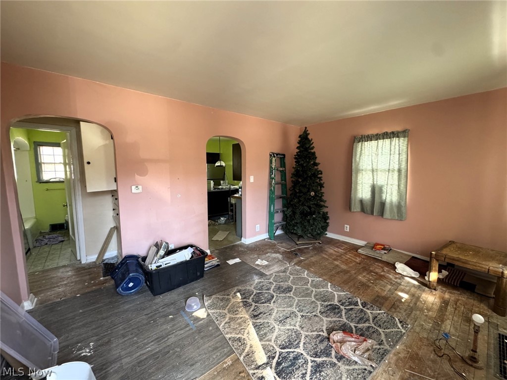 1423 Falls Avenue Cuyahoga Falls OH 44223