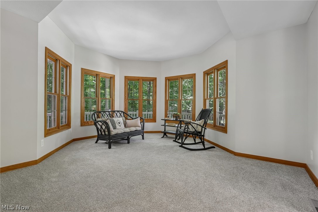 10685 Robert Lane Chagrin Falls OH 44023