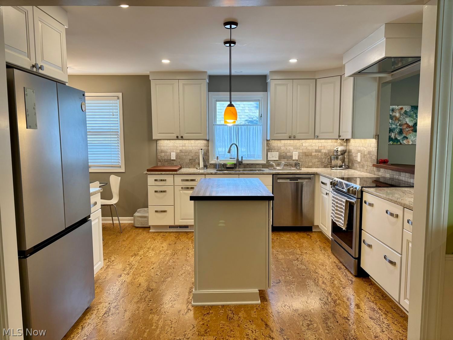 132 Elm Court Chagrin Falls OH 44022