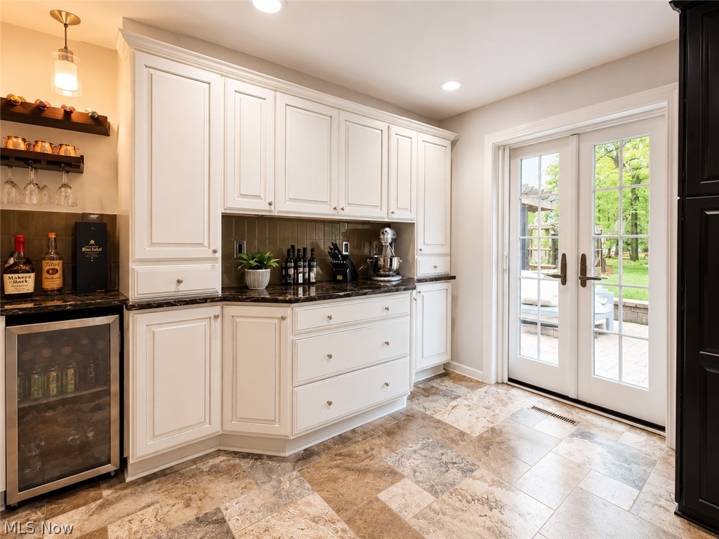 6325 Crossview Road Seven Hills OH 44131