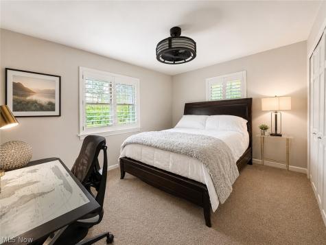 6325 Crossview Road Seven Hills OH 44131