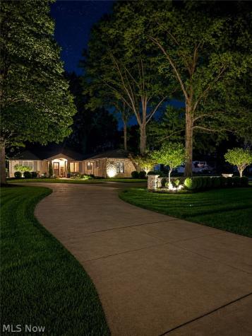 6325 Crossview Road Seven Hills OH 44131