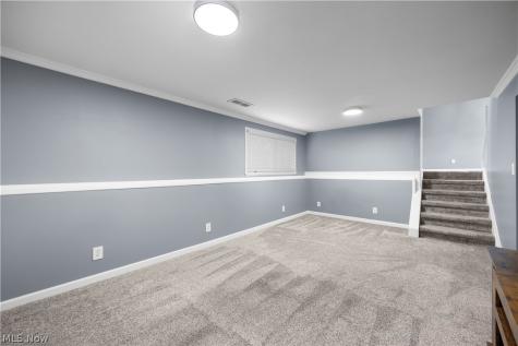 747 Abbe Road N Elyria OH 44035
