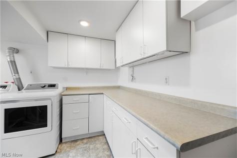 747 Abbe Road N Elyria OH 44035