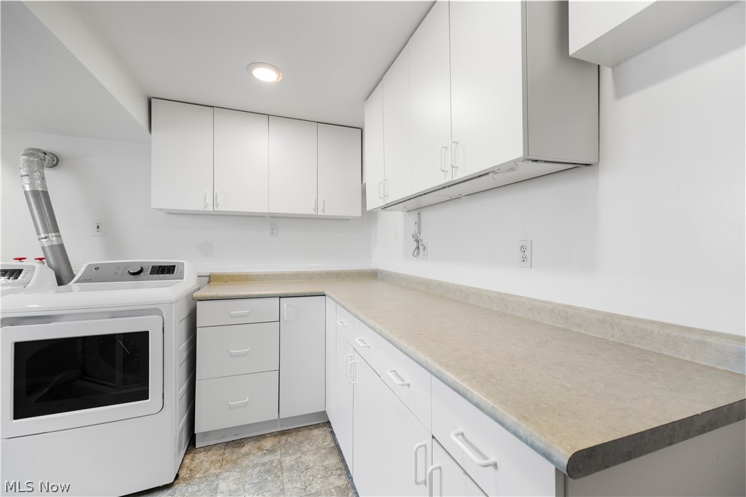 747 Abbe Road N Elyria OH 44035