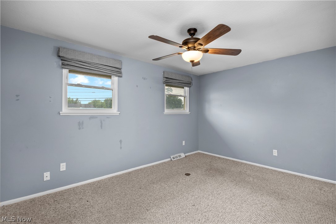 747 Abbe Road N Elyria OH 44035