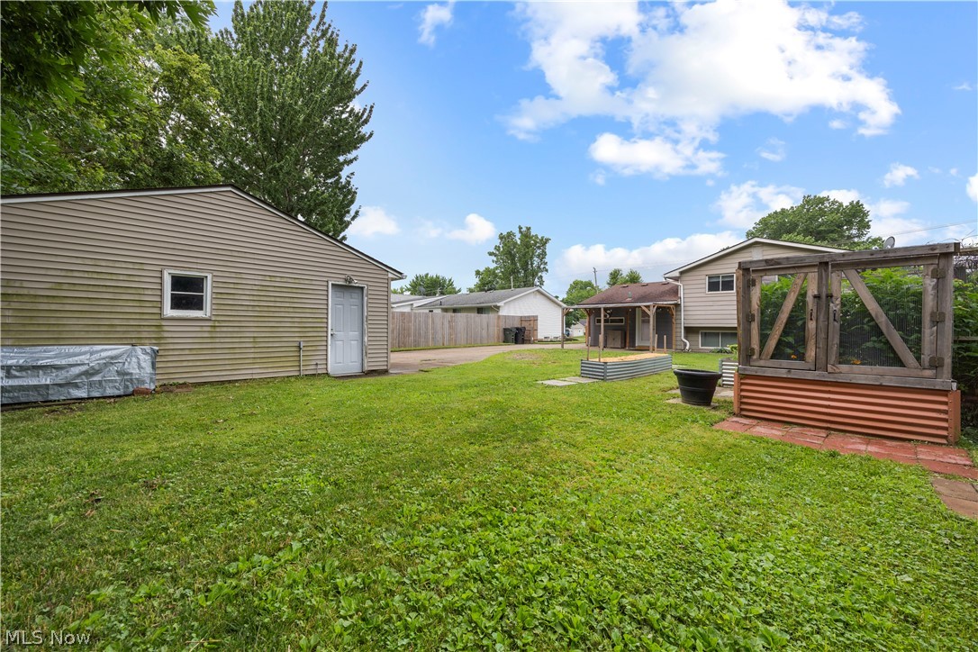 747 Abbe Road N Elyria OH 44035