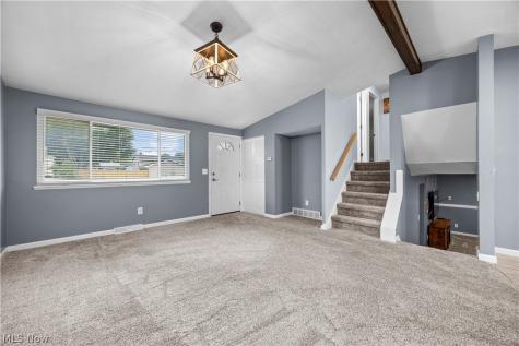 747 Abbe Road N Elyria OH 44035