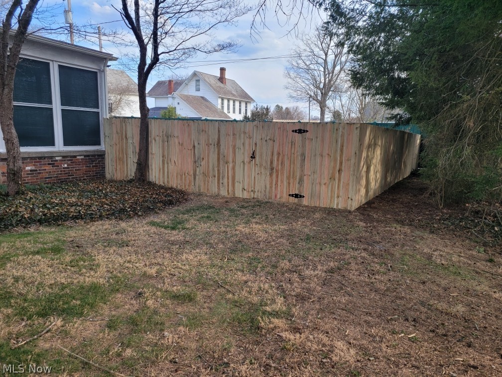 490 E Union Avenue Mcconnelsville OH 43756