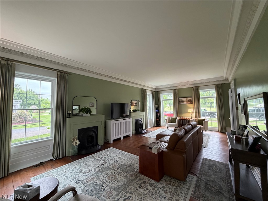 490 E Union Avenue Mcconnelsville OH 43756