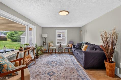 2747 Lincoln Way NW Massillon OH 44647