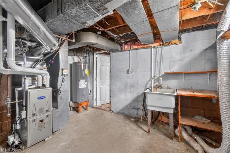 2747 Lincoln Way NW Massillon OH 44647